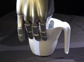 ���������� ������ U2 ��������� ��������� ��� Apple