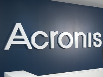 Acronis Access 7 � ���������� ������ � �������������� ������� �� ����������