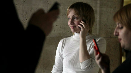 � ������ ������� ���������� YotaPhone�� TaigaPhone