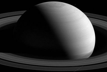 C������ Cassini ������� ���������� ������� � ��� �����