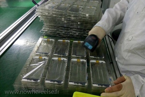 ������ ������ iPhone ��������� ��� ���������