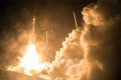 ������ Atlas V �������� � �������� ���������� ���������-̻ �������� �������