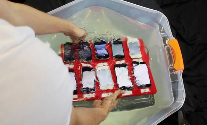 ��� ������ iPhone ��������� �� �������������������