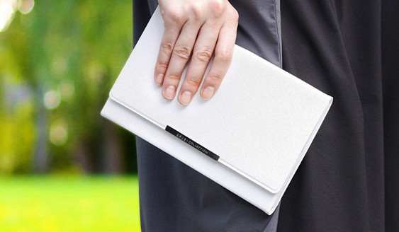 
ASUS ������� ������� � 6-������� ����� � ������� �������� ����������
