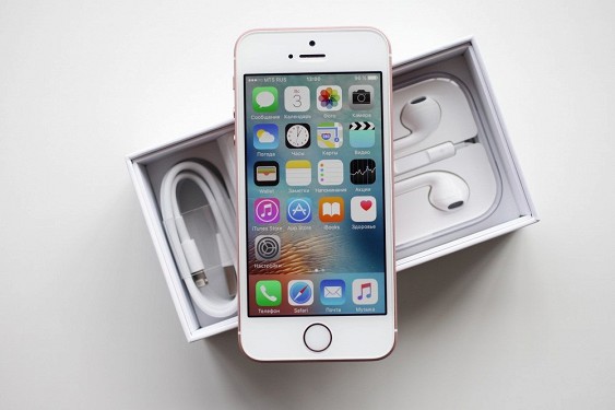 
iPhone SE �������� iPhone 6s ������������ �� ���������
