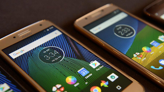 
      Motorola �������� ������ ������������� ��������
    