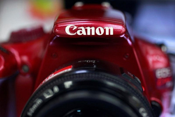 
      Nikkei: Canon ���������� ������������ � ������
    