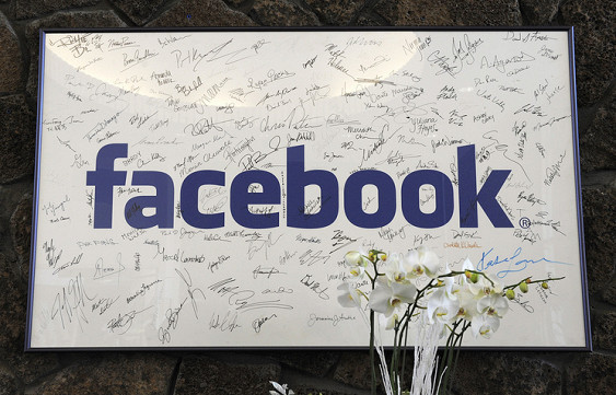 
      Facebook �������� ������������ ������� ������ ����� ������
    