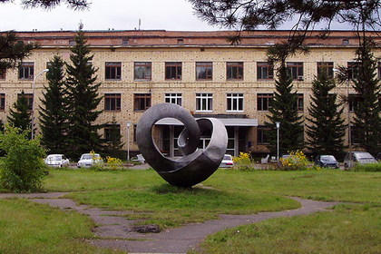 
      ������������ ������ ������� ����� ������� ����� � ���������
    